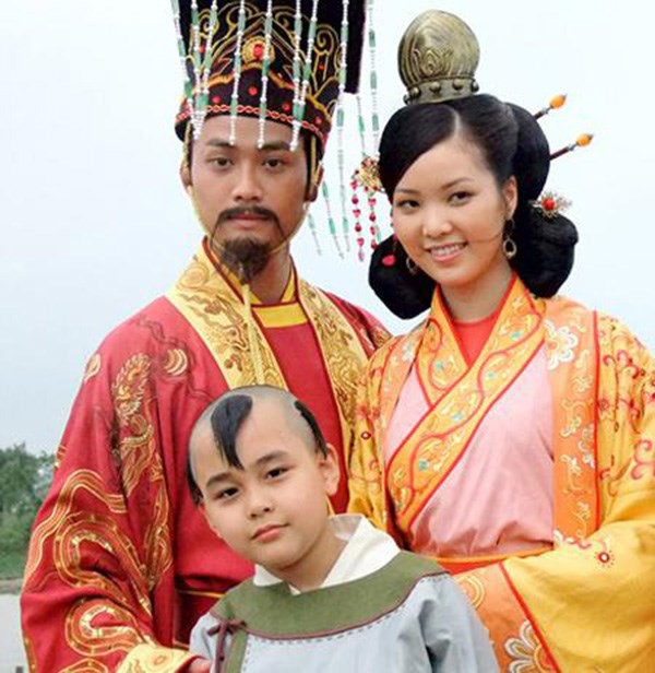Á hậu Thụy Vân vai Hoàng hậu Thanh Liêm trong bộ phim truyền hình 'Huyền sử thiên đô'.